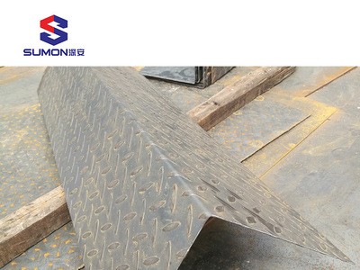 热轧钢板 深圳厂家定制直销 热轧中厚板 花纹加工热轧钢板