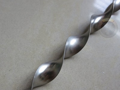 来图定做不锈钢扰流子 304麻花钢扰流片 扭绞扁条散热麻花杆