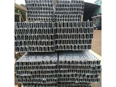 无锡展鑫 厂家直供冷镀锌光伏支架 质量有保证