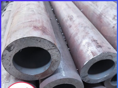 生产销售42crmo无缝钢管大口径厚壁山东42crmo无缝钢管切割定尺