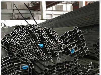 厂家直销Q235B大口径厚壁方管 无缝冷拔精密方管