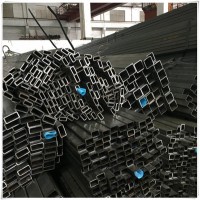 厂家直销Q235B大口径厚壁方管 无缝冷拔精密方管