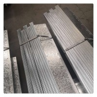 供应冷弯型钢 C/Z/U型钢 镀锌檩条 钢结构承重板