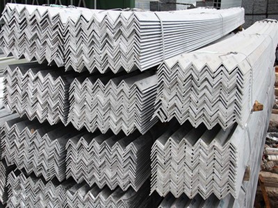 厂家直销 角钢 镀锌角铁 热镀锌角铁 4#冲孔角钢 规格齐全