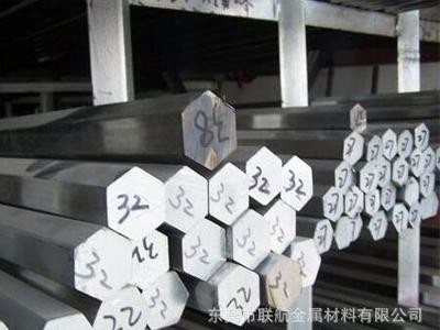 304不锈钢黑皮棒厂家 3mm不锈钢光亮棒 宝钢304不锈钢易车棒