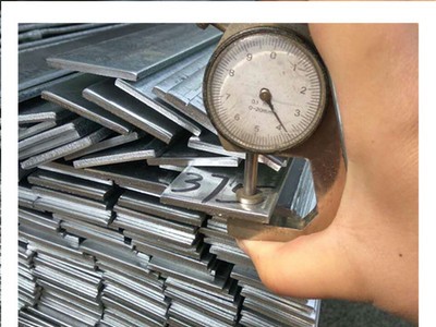 电厂专用40*4接地镀锌扁钢 q235热轧扁铁 生产定制各种镀锌扁钢