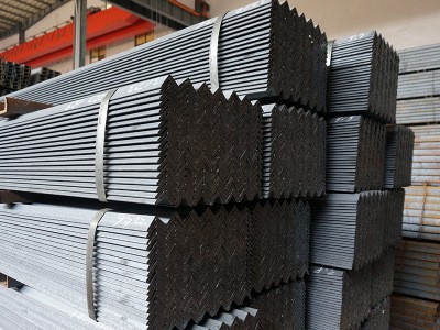 厂家现货供应等边冷热角钢型材Q235B镀锌角钢热镀锌角钢