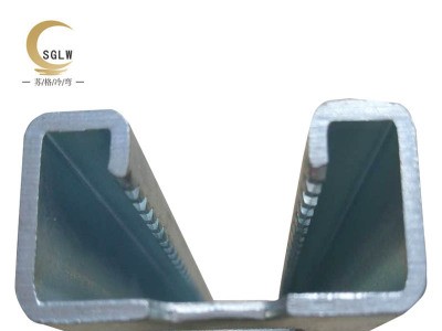 厂家直销优质 不锈钢 冲孔 c型钢带齿抗震光伏支架冷弯型钢出货快