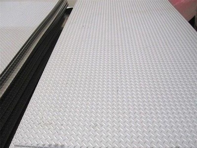 加工定做201不锈钢花纹板 201不锈钢扁豆花纹板 质量保证 价格优