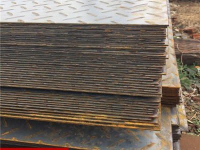 江苏批发沙钢日照钢板开平板花纹板中厚板 热板4.5*1500各种规格