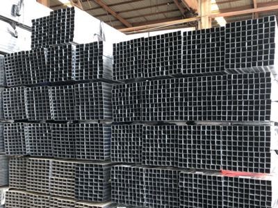 量力市场厂家批发镀锌管打围广告牌用50方管*1个厚 100方管*1.5厚