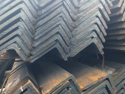 批发销售角钢，支架用角钢，加工生产角钢打孔剪切