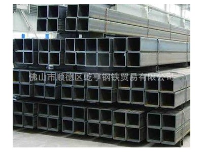 大量供应各种规格镀锌管