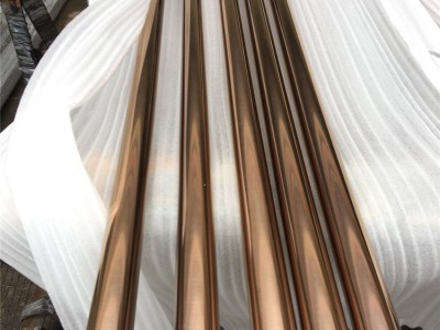 304不锈钢玫瑰金圆管63*1.4mm拉丝黑钛金不锈钢矩形管40*60*2.0mm