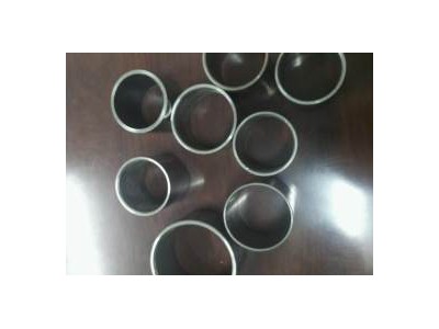 厂家生产冷拉精密无缝钢管切口倒角洗油精密度高