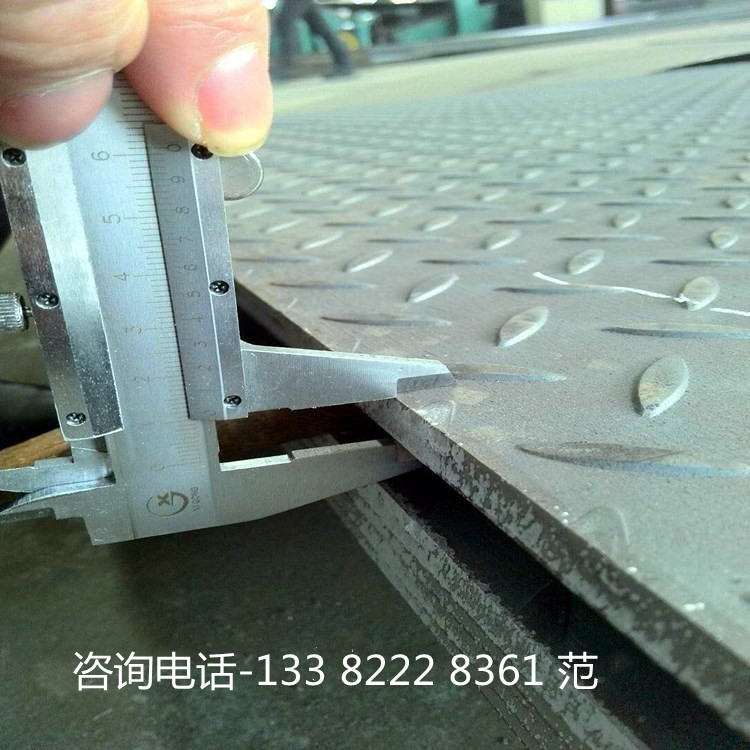 12667989127_517857964_副本