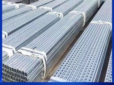 镀锌C型钢冷弯型材 钢结构建筑厂房用c型钢 热镀锌C型钢加工打孔