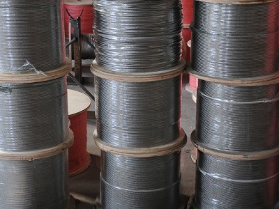 厂家供应304不锈钢钢丝绳316L 包胶不锈钢丝绳 塑钢丝绳制品