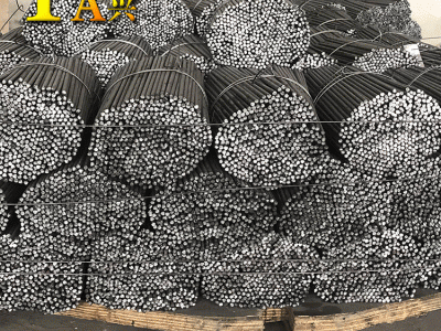 调直丝厂家生产鸟笼宠物笼衣架铁丝大量现货圆钉制钉丝冷拉金属丝