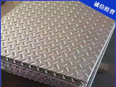 厂家现货304不锈钢花纹板 316L 310S不锈钢压花板 花纹板 批发