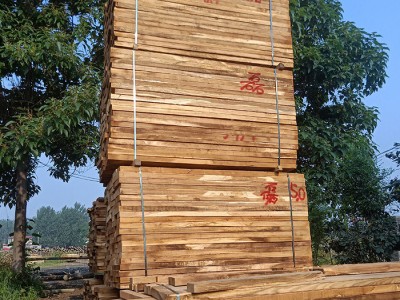 春雨槐木     槐木板材   槐木烘干板材   槐木板材厂家 槐木板材