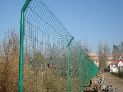 低碳钢丝双边丝框架护栏网高速公路铁路边何兰网防护网围墙隔离栏