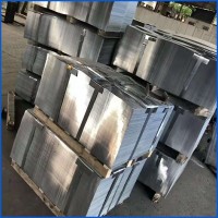 镀锌板 不易腐蚀造价低质量可靠适用于机械制造 建筑等