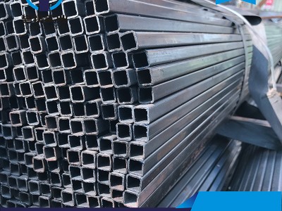 上海现货供应方钢200*100黑方钢 空心方管 Q235B无缝管厂家直销