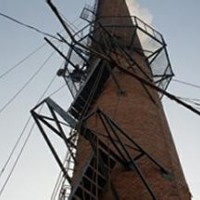 烟囱更换金属爬梯施工，烟囱爬梯改造工程