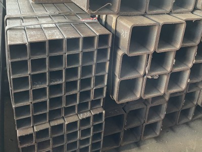 现货黑色方管方通 q235b焊接方矩管钢结构方管 建筑幕墙黑料方管