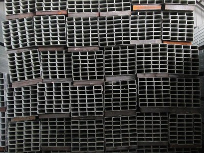 厂家批发 扁口径矩形管 异型方矩管冲孔 按图纸 价格优惠