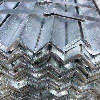 现货供应幕墙镀锌角钢40*40*4 热镀锌角铁支架50*50*5角钢冲孔加